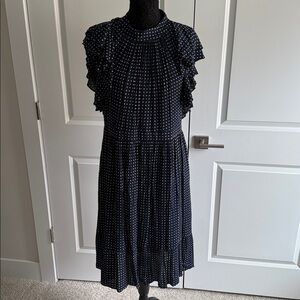 Chic Navy Dress with Polka Dots